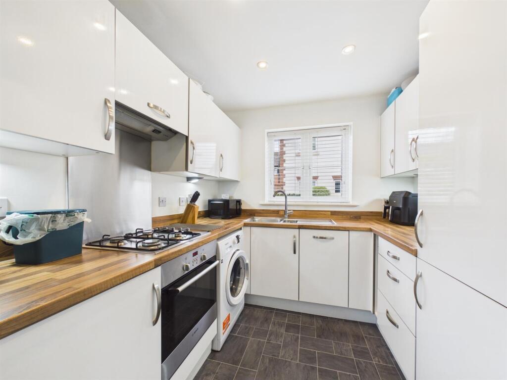 House in Bristol - More