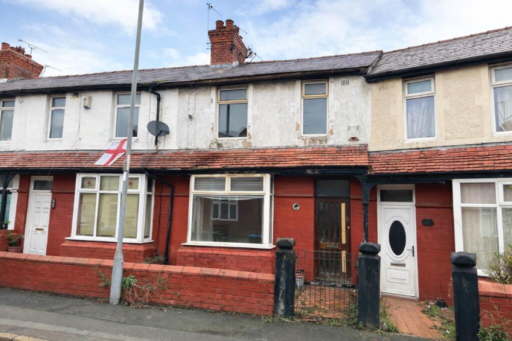 Main image of property: 48 Princes Road, Ellesmere Port, Merseyside, CH65 8AY