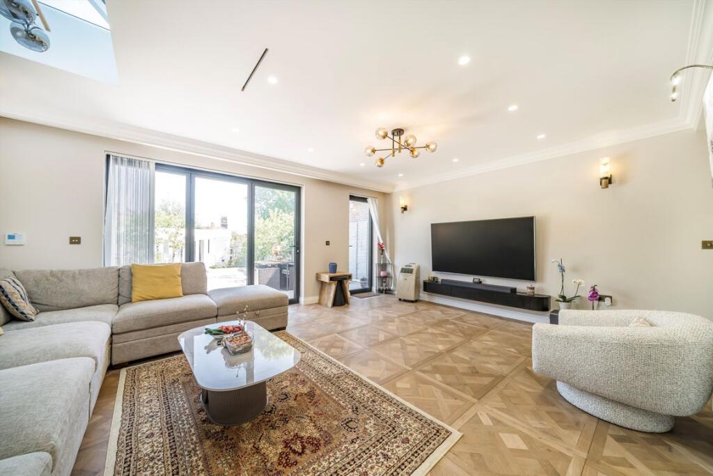 House in London - View 4