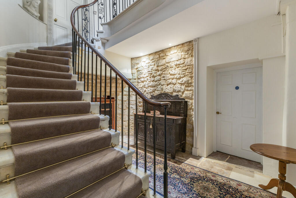Additional image 10 of Royal Crescent, Bath, BA1