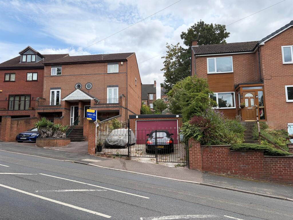 Main image of property: Mapperley Rise, Nottingham