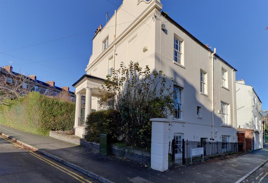 Main image of property: Beauchamp Hill, Leamington Spa