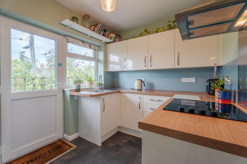 House in Exeter - View 3