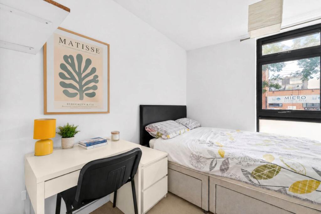 2 bedroom flat for rent