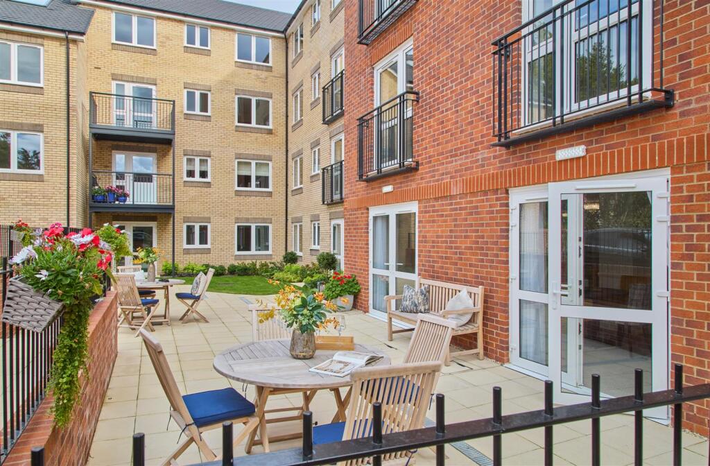 Property photo 8