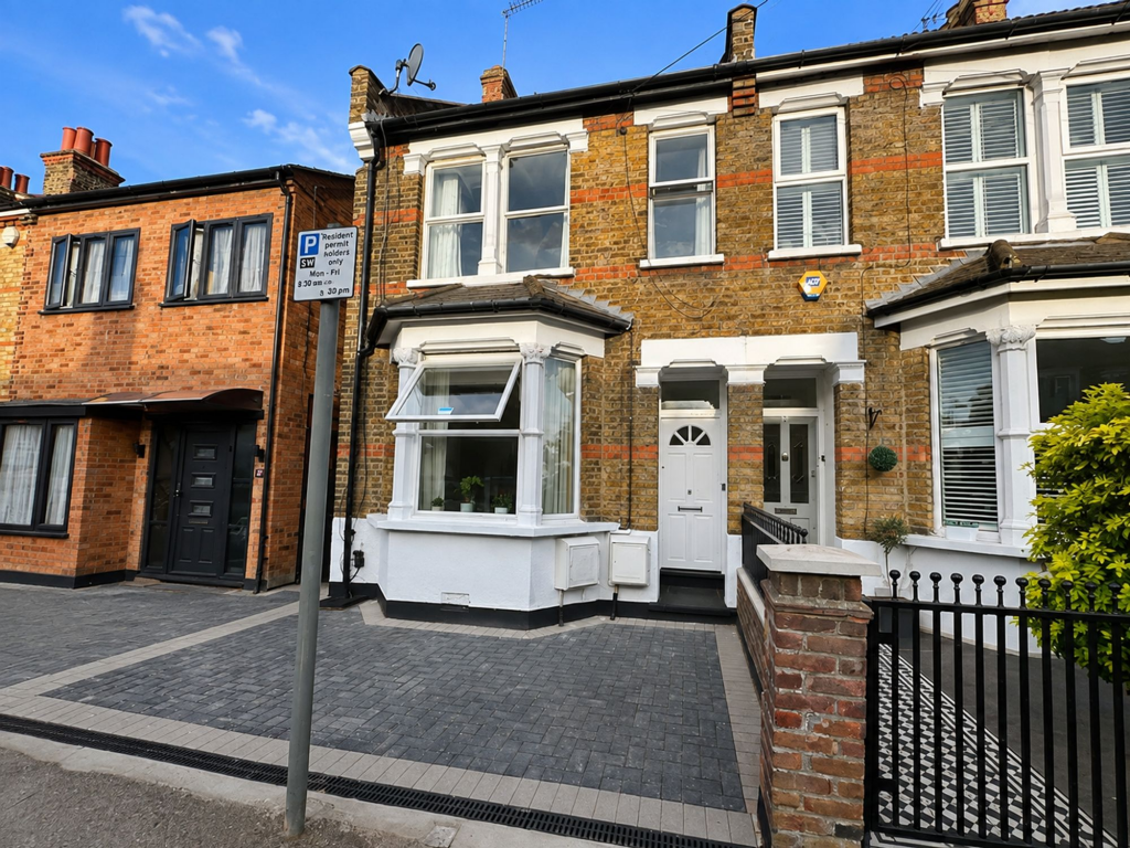 Main image of property: Woodville Road, London, E18