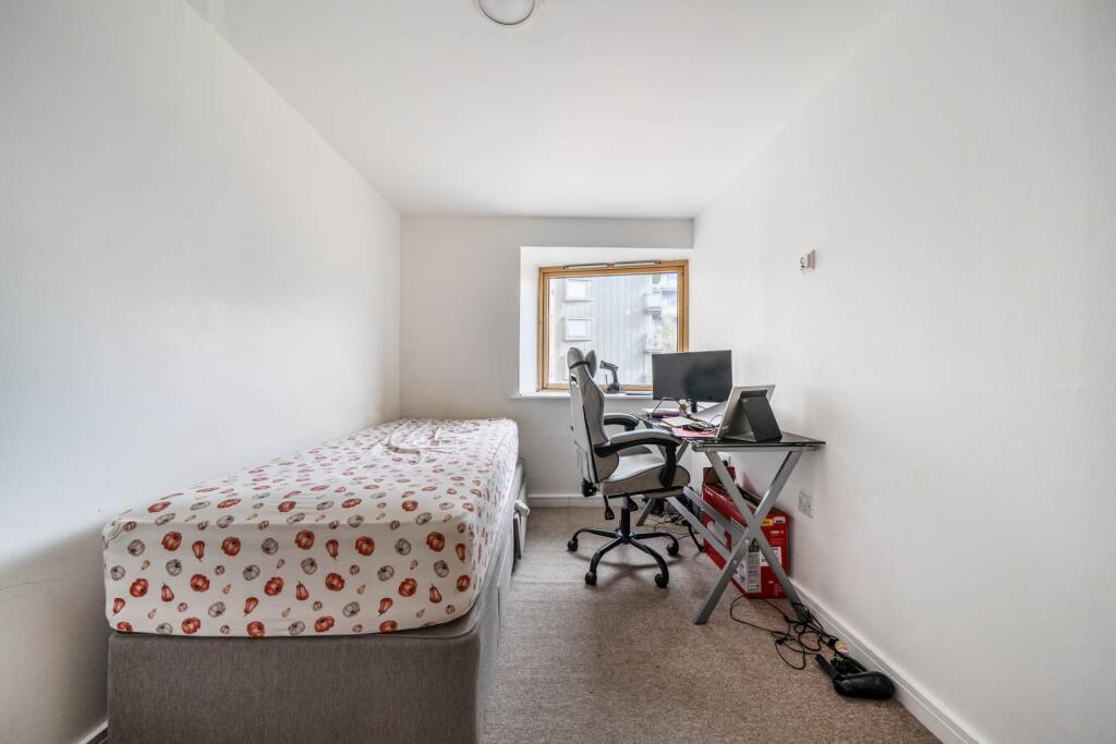 Apartment in Ipswich - More