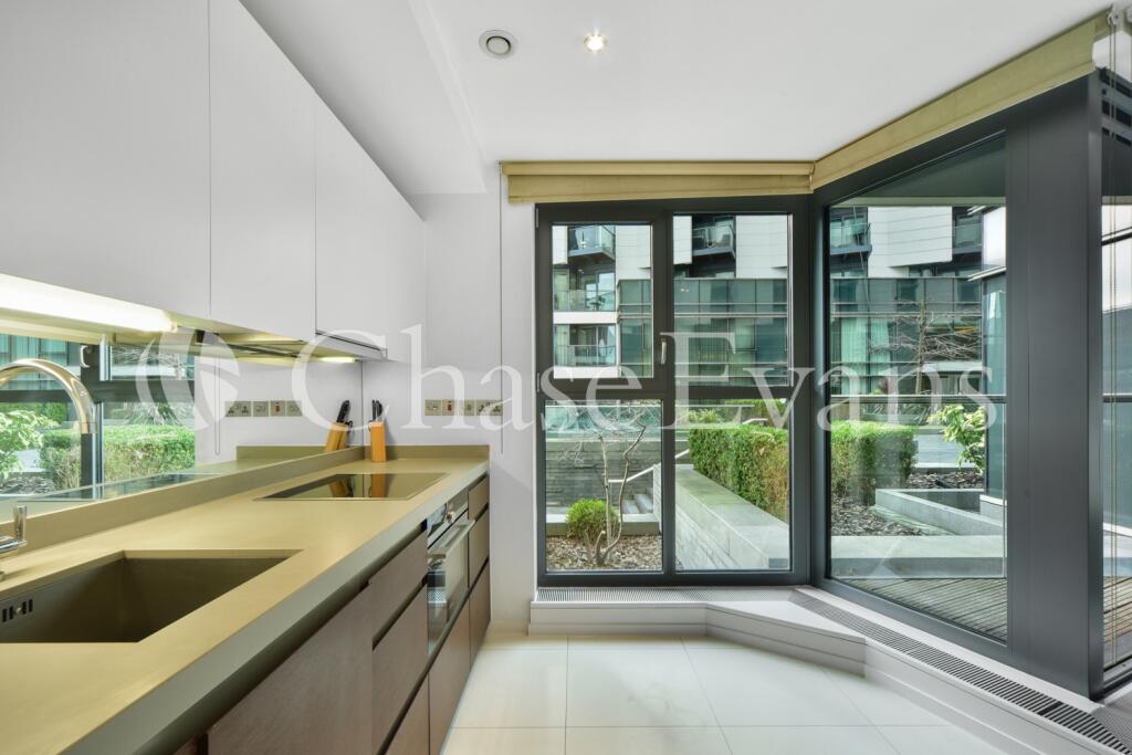 Apartment in London - More