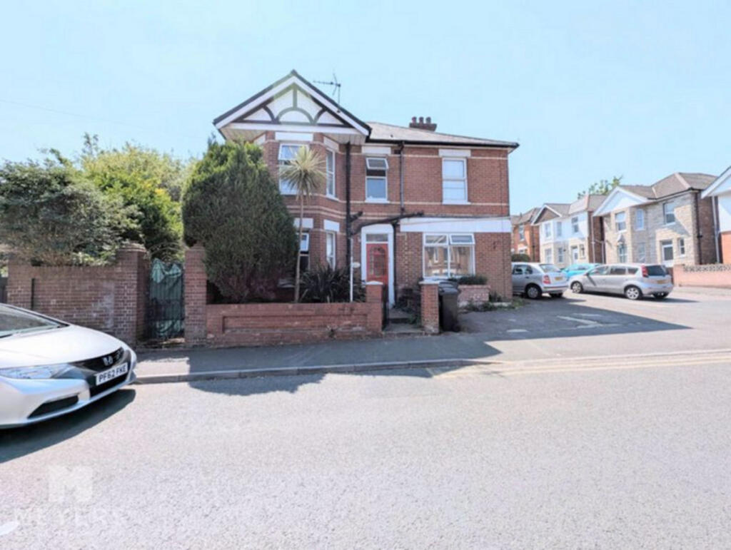 Main image of property: Green Road, Bournemouth, BH9 1