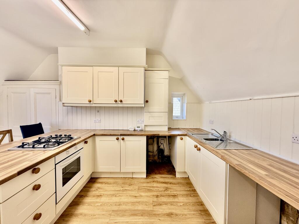Apartment in Portsmouth - View 4