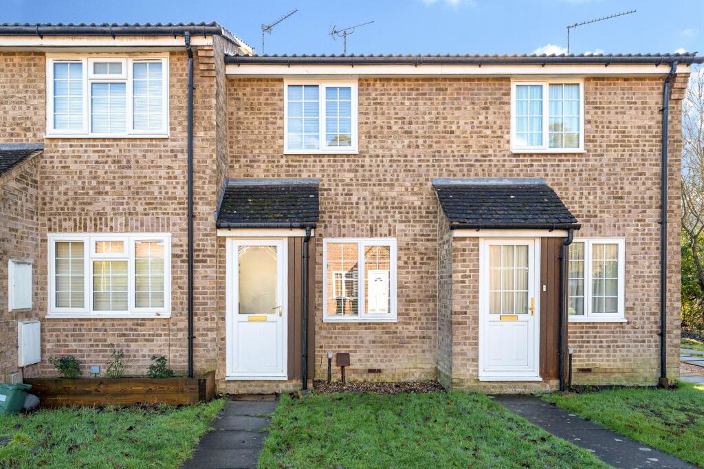 Main image of property: Birchwood, Chineham, RG24