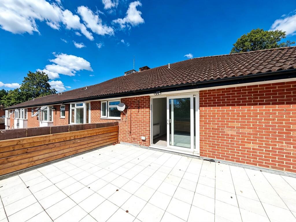 Main image of property: Salisbury Road, Fordingbridge, SP6
