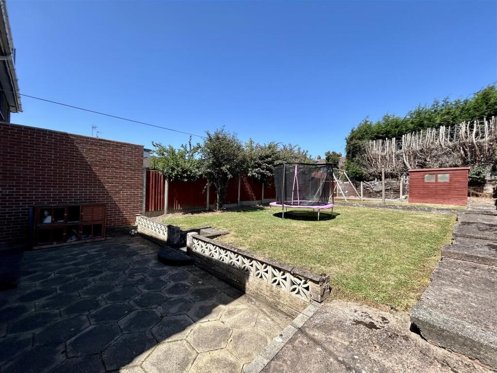 Additional image 19 of Cranmoor Crescent, Halesowen