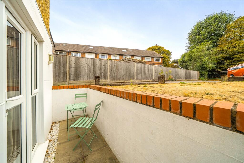 Apartment in London, Royal Borough of Kingston upon Thames - View 4