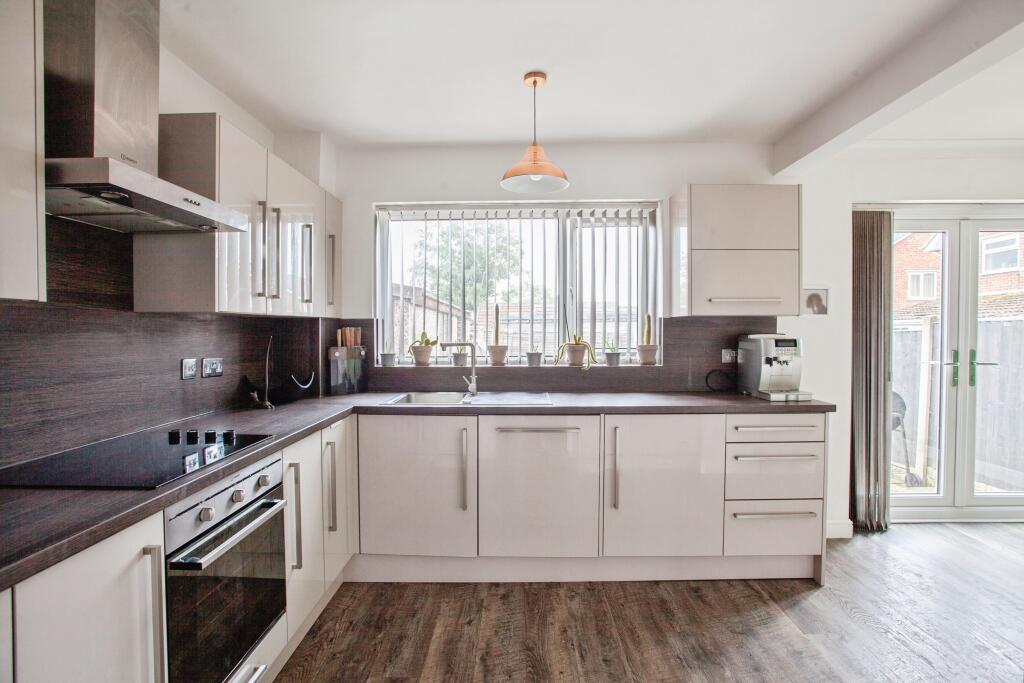 House in Wakefield - More