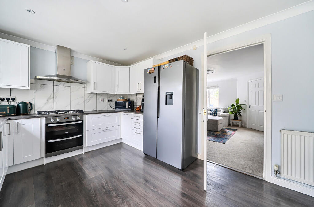 Arlington Road, Walton Cardiff, Tewkesbury - View 6