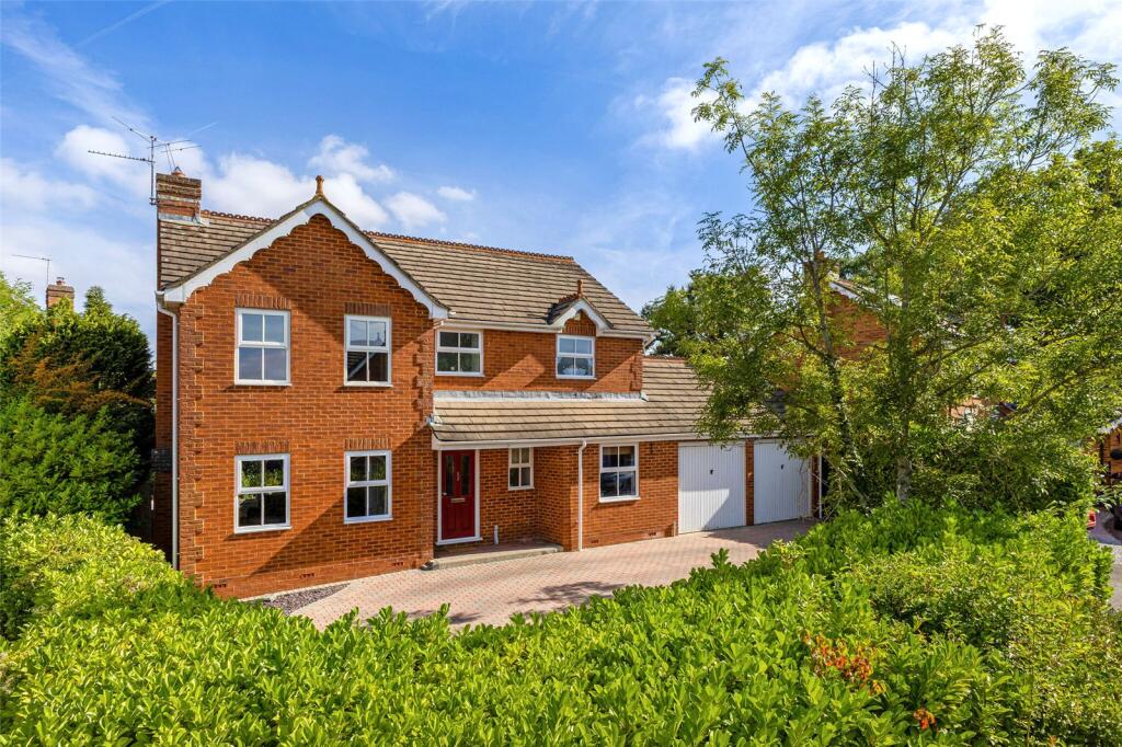 Main image of property: Belvedere Gardens, Chineham, RG24