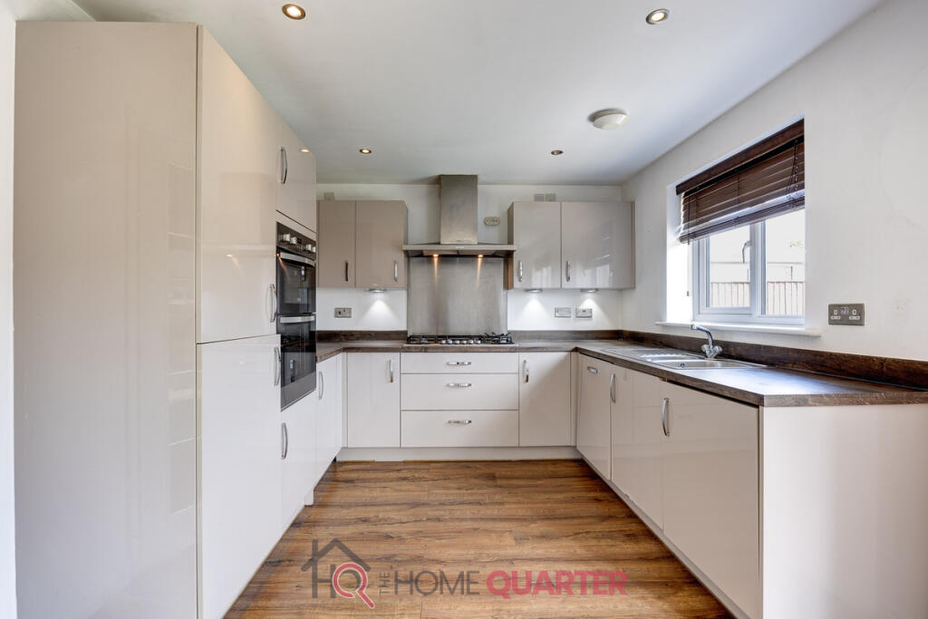 House in Blackburn - View 4
