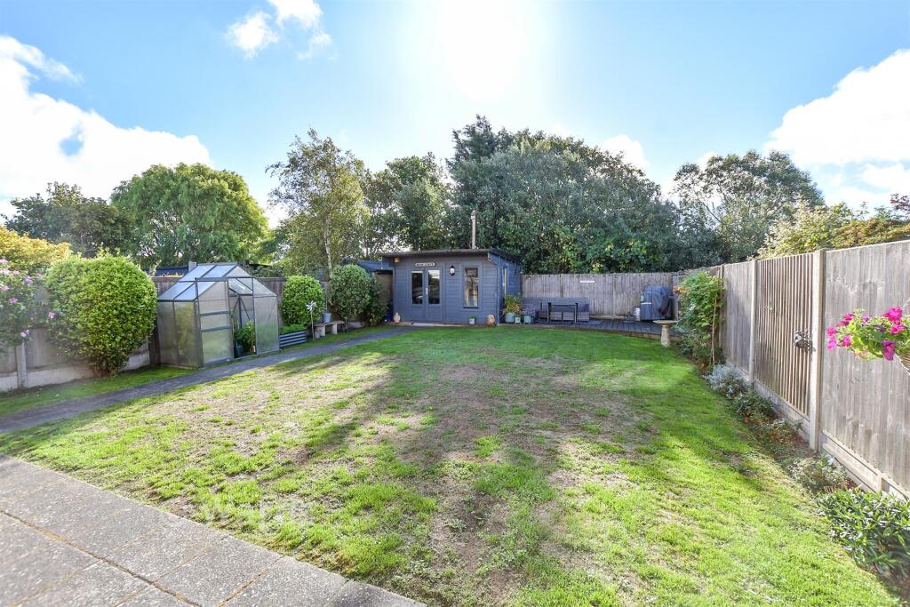 House in Tonbridge - View 4