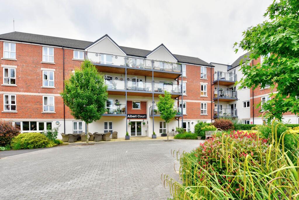 Main image of property: Reading Road, Henley On Thames