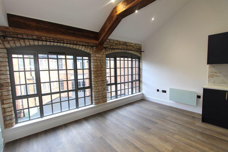 Main image of property: 82 Overstone Road, Northampton