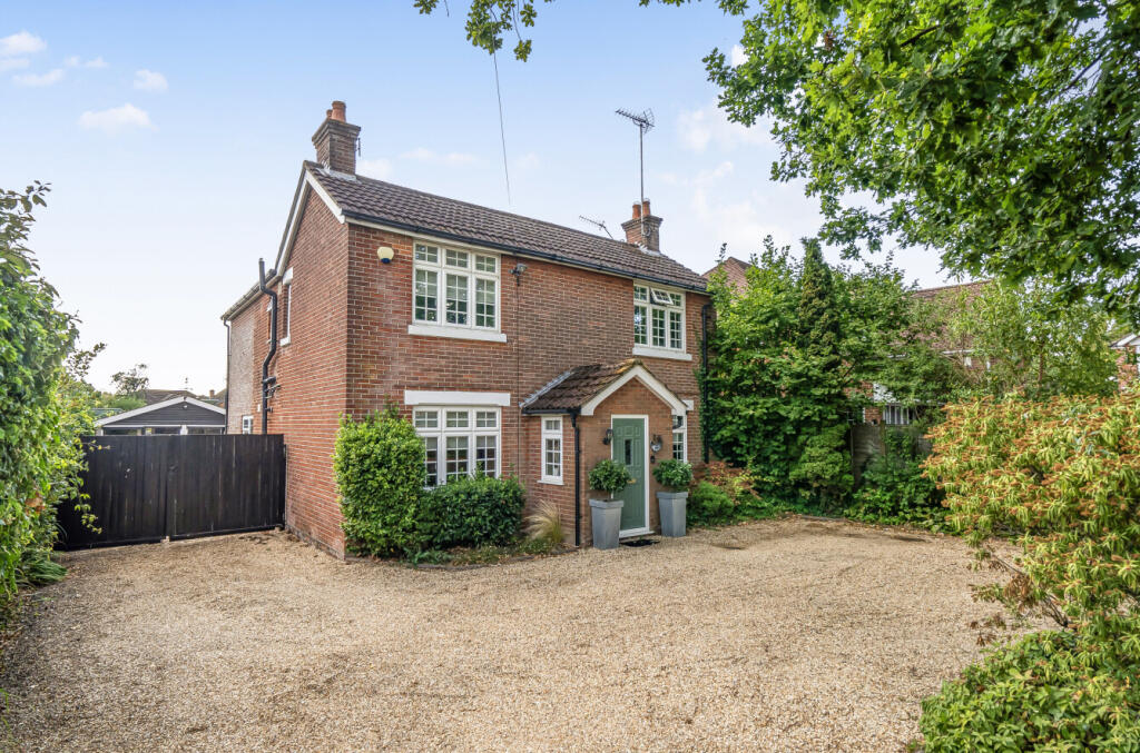 Main image of property: Botley Road, Horton Heath, Eastleigh, Hampshire, SO50