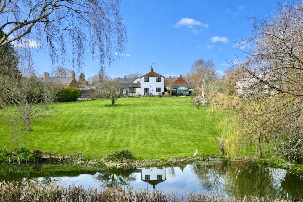 Main image of property: High Street, Ravensthorpe, NN6 8EH
