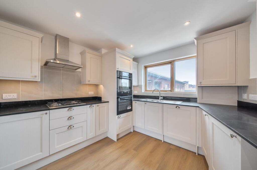 Apartment in London, Plaistow - View 4