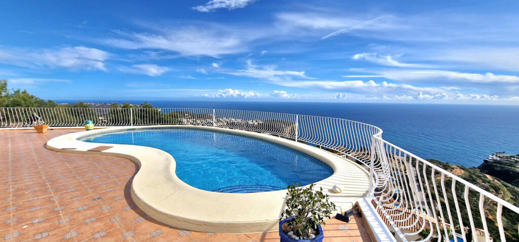 Main image of property: Valencia, Alicante, Benitatxell