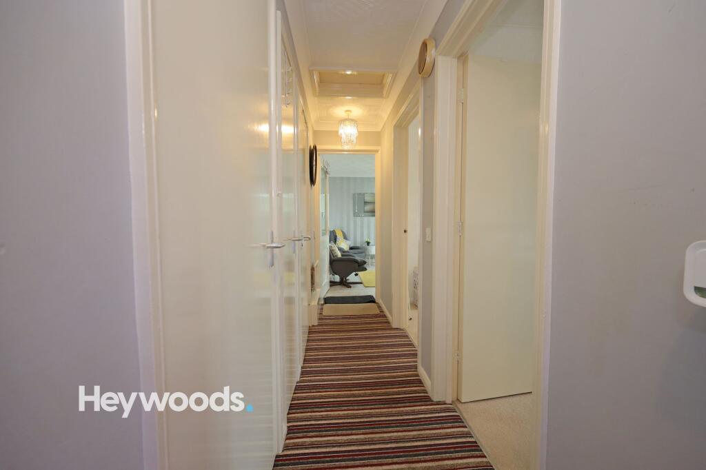 Waveney Grove, Riversmead Waveney Grove, ST5 photo 3
