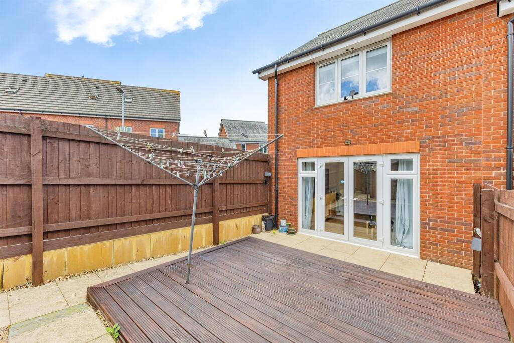 House in Torquay - More