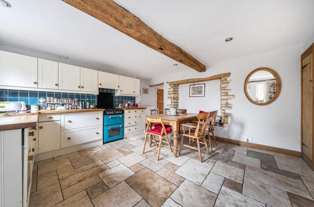 House in West Oxfordshire, Upper Milton, Milton-under-Wychwood - View 3