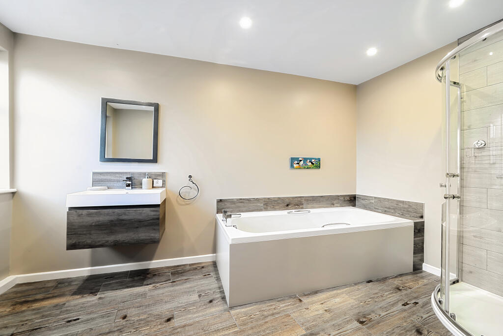 House in Harrogate - View 5
