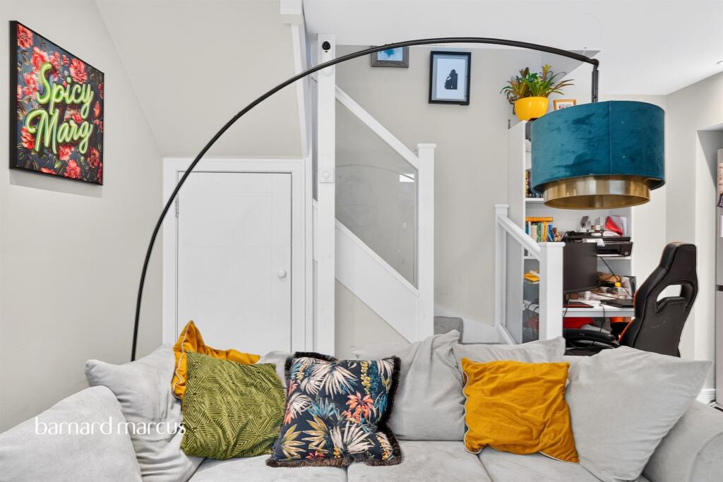 Main image of property: Park Avenue Mews, Mitcham