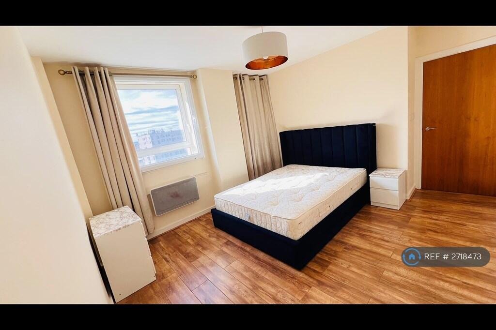 Apartment in Romford - View 4