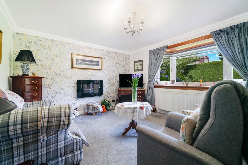 House in Cumbernauld, North Lanarkshire - View 5