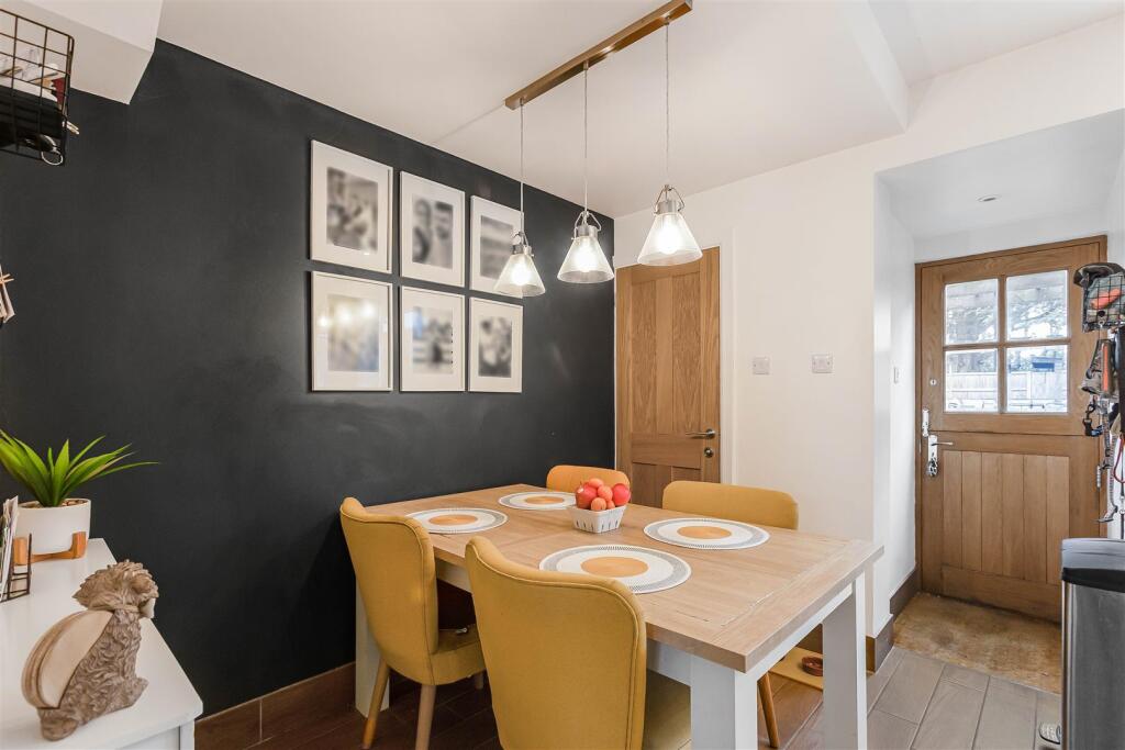 House in East Hertfordshire, Hertford Heath - View 4