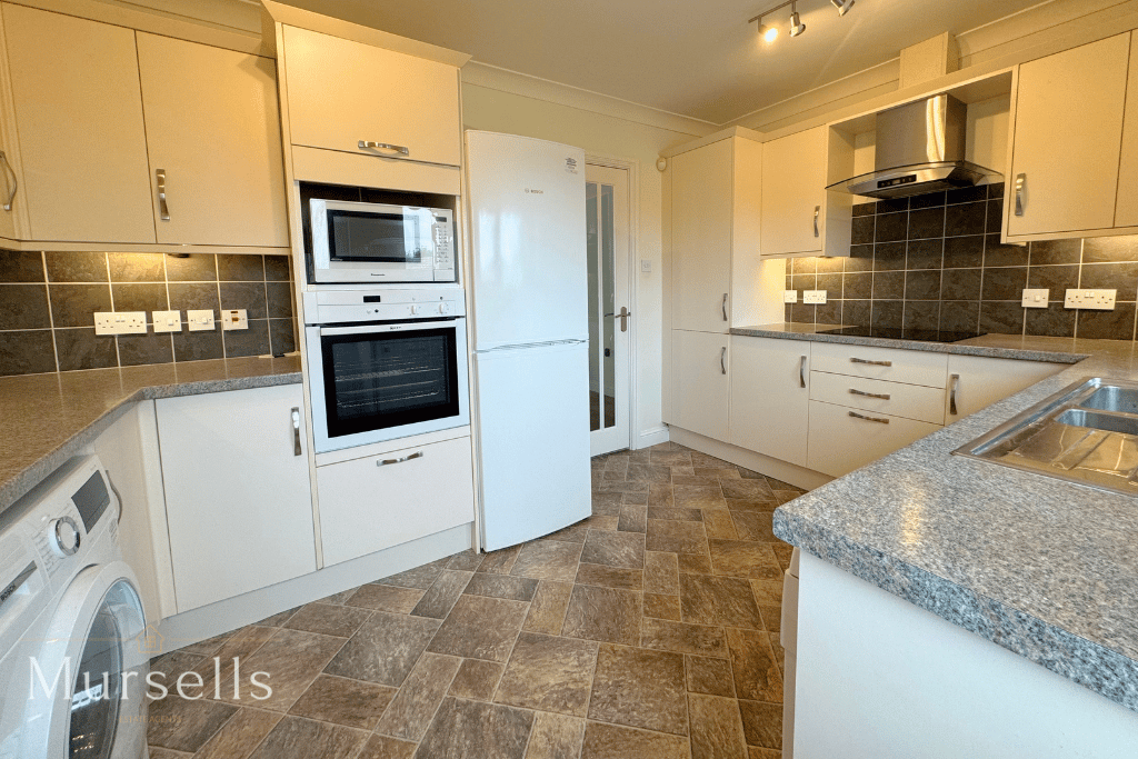 Ballard Close, Lytchett Matravers, Poole, BH16 - View 6