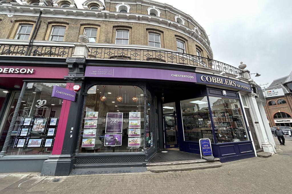 Main image of property: 153 Upper Richmond Road, London SW15 2TX