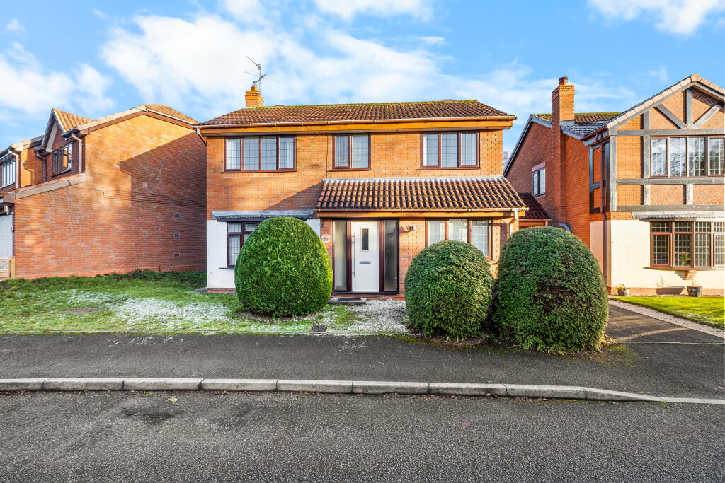 Main image of property: Beechcroft Drive, Bromsgrove B61 0DS