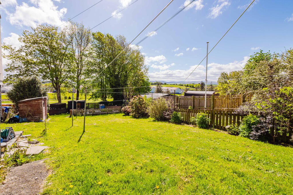 Cairnfield Avenue, Maybole, KA19 photo 4