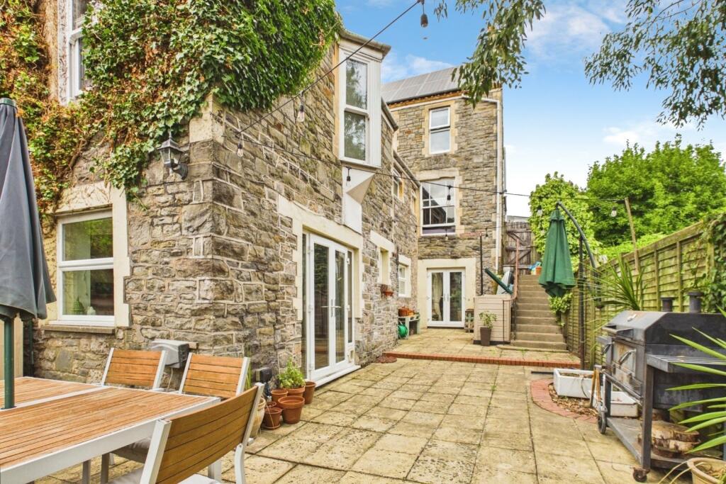 House in Clevedon, Walton Park - More