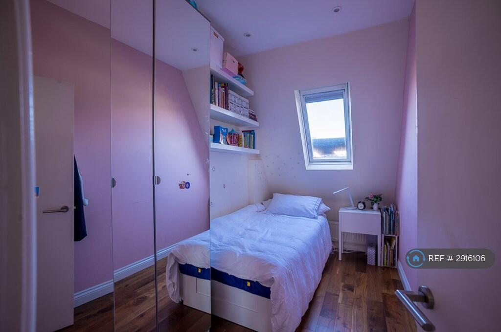 3 bedroom flat for rent