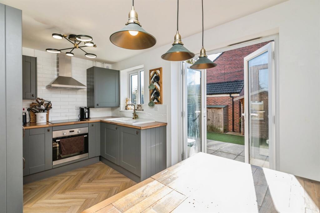 Hunton Road, Oulton, Lowestoft, Lowestoft