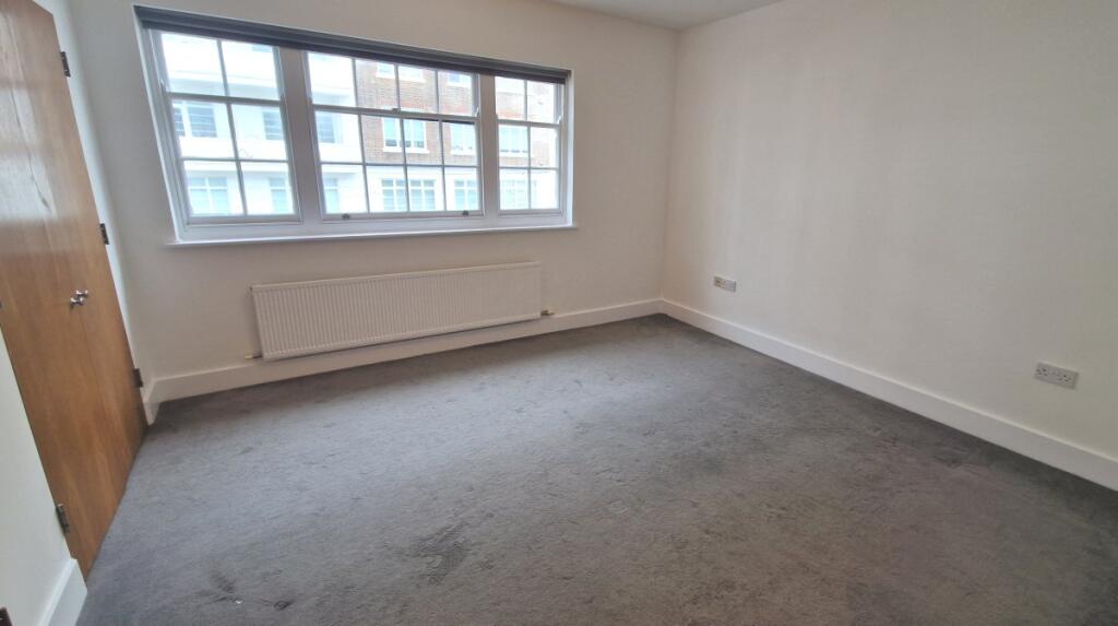 Apartment in Brighton, Brunswick - More