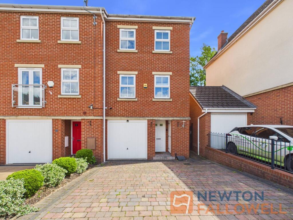 Main image of property: Catches Drive, Bloxwich, WS3