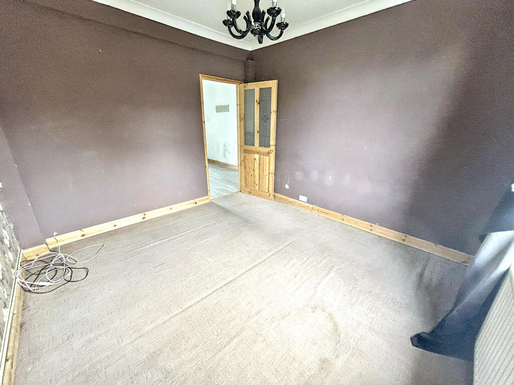 House in Great Yarmouth, Southtown - More