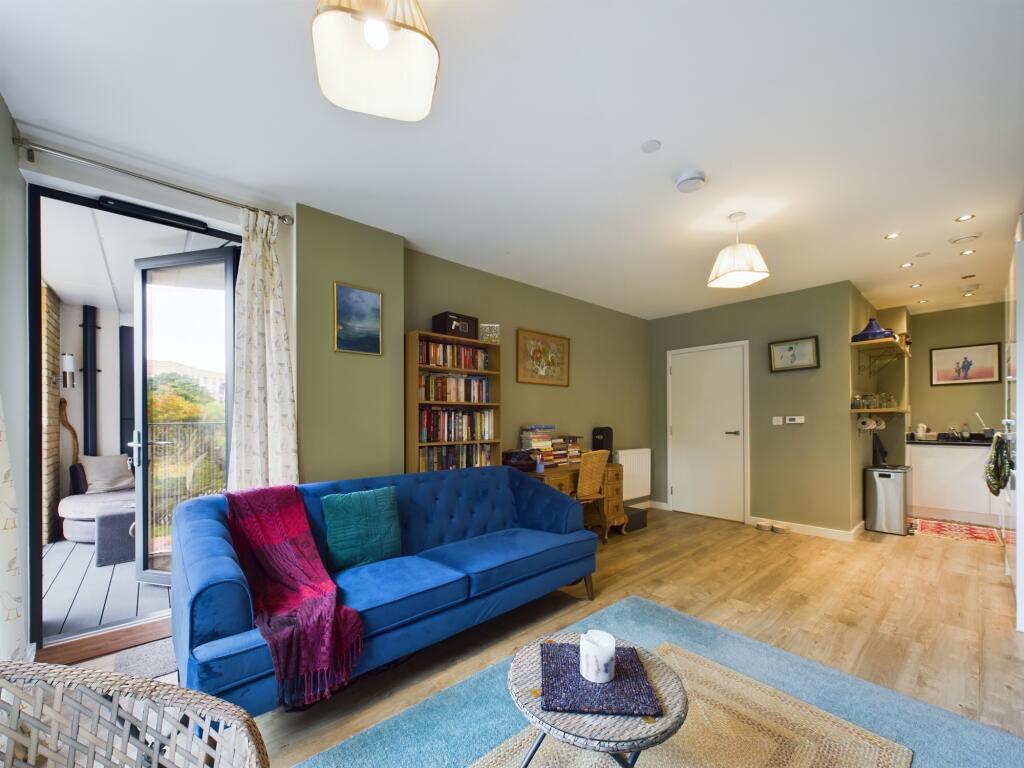 Apartment in London - View 5