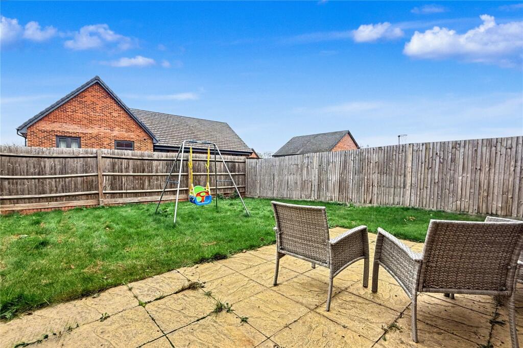 House in Reading - View 3