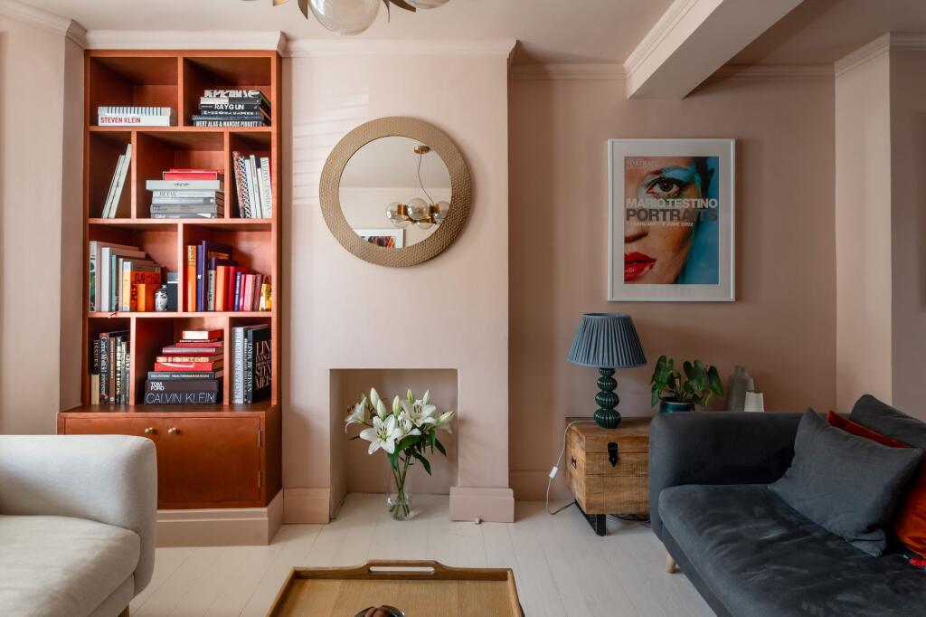 Downsell Road, Leyton, London, E15 photo 2